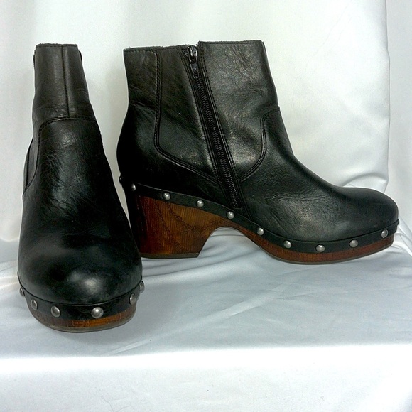 Lucky Brand Yasamin Leather Clog Studded Ankle Boot Sz 10M Black - Picture 1 of 9